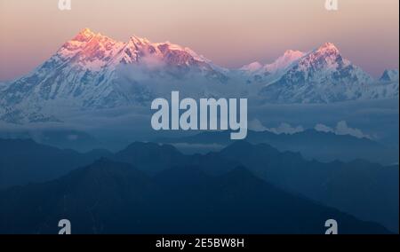 Vista serale del monte Annapurna - nepal Foto Stock