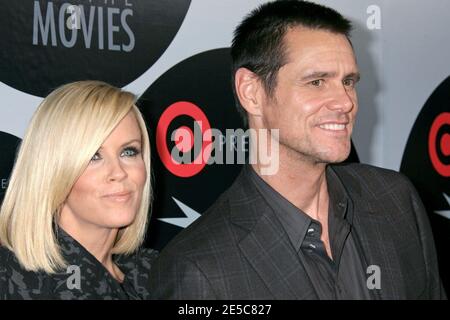 Jim Carrey e la fidanzata Jenny McCarthy partecipano al Target presenta AFI Night al Movies tenutosi all'Arclight Theatre di Hollywood, Los Angeles, CA, USA il 1° ottobre 2008. Foto di Baxter/ABACAPRESS.COM Foto Stock