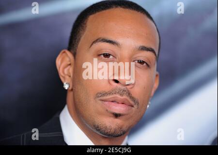 Chris 'Ludacris' Bridges in occasione della prima di 'Max Payne' tenutasi al Mann's Grauman Chinese Theatre di Hollywood, Los Angeles, CA, USA il 13 ottobre 2008. Foto di Lionel Hahn/ABACAPRESS.COM Foto Stock