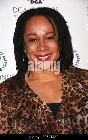 L'attrice S. Epatha Merkerson arriva per il 2008 Directors Guild of America Honours al DGA Theatre di New York City, NY, USA il 16 ottobre 2008. Foto di Gregorio Binuya/ABACAPRESS.COM Foto Stock