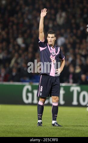 I gesti Yoann Gourbracciale di Bordeaux durante la partita di calcio della Champions League, Girondins de Bordeaux vs cfr Cluj allo stadio Chaban Delmas di Bordeaux, Francia, il 22 ottobre 2008. Bordeaux ha vinto 1-0. Foto di Patrick Bernard/Cameleon/ABACAPRESS.COM Foto Stock