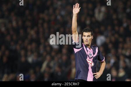 I gesti Yoann Gourbracciale di Bordeaux durante la partita di calcio della Champions League, Girondins de Bordeaux vs cfr Cluj allo stadio Chaban Delmas di Bordeaux, Francia, il 22 ottobre 2008. Bordeaux ha vinto 1-0. Foto di Patrick Bernard/Cameleon/ABACAPRESS.COM Foto Stock