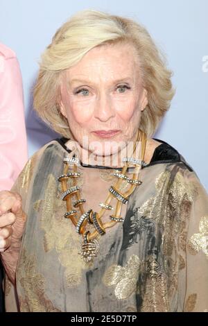 **FILE FOTO** Cloris Leachman è morto a 94. LOS ANGELES, CA - 9 GIUGNO: Cloris Leachman all'American Film Institute 44th Life Achievement Award Gala Tribute a John Williams al Dolby Theatre il 9 giugno 2016 a Los Angeles, California. Credito: David Edwards/MediaPunch Foto Stock