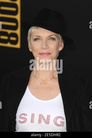 Annie Lennox arriva per i 2008 American Music Awards che si sono tenuti al Nokia Theatre di Los Angeles, California, USA il 23 novembre 2008. Foto di Lionel Hahn/ABACAPRESS.COM Foto Stock