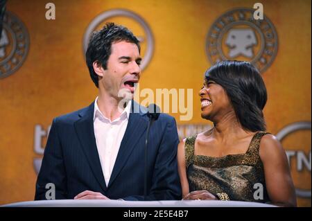 Angela Bassett e Eric McCormack partecipano alle 15 nomination annuali degli attori della Screen Guild (SAG) che si tengono presso il Pacific Design Center di Los Angeles, CA, USA il 18 dicembre 2008. Foto di Lionel Hahn/ABACAPRESS.COM Foto Stock