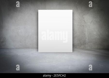 Camera interno in cemento senza decorazioni in colori grigi e con tela a baldacchino vuota. Modello di simulazione per aggiungere il tuo contenuto o il tuo design Foto Stock