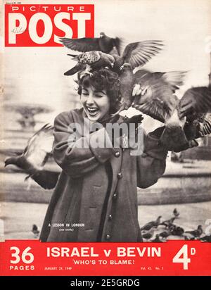 1949 Picture Post copertina anteriore che alimenta i piccioni in Trafalgar Square Foto Stock