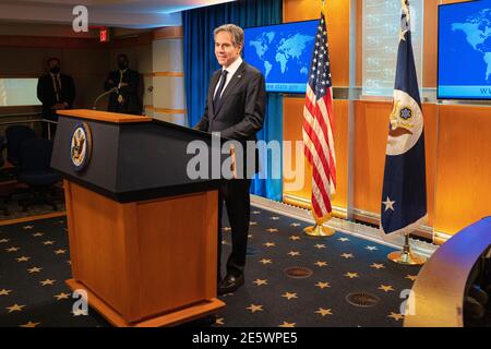 Washington, Stati Uniti d'America. 27 gennaio 2021. Il Segretario di Stato degli Stati Uniti Antony Blinken tiene il suo primo briefing stampa come Segretario al Dipartimento di Stato 27 gennaio 2021 a Washington, DC Credit: Planetpix/Alamy Live News Foto Stock