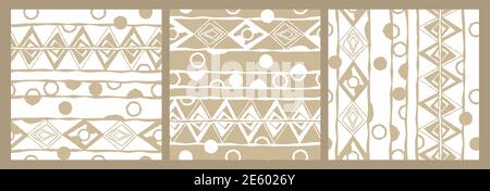 Tre varianti di un modello pastello astratto senza giunture con parti irregolari, intrecciate di triangoli o linee spezzate, forme circolari. Colore bianco e beige Illustrazione Vettoriale