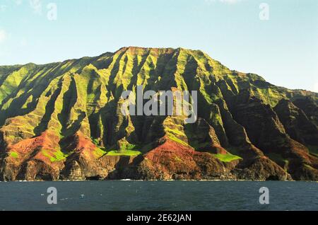 West Shore, crociera dell'isola dei Delfini Blu, Kauai, HI 030426 114 Foto Stock