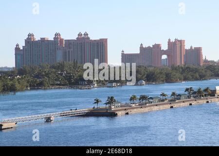 Vista di Nassau, Bahamas dal porto Foto Stock