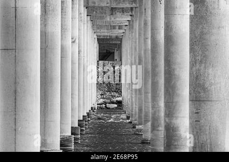 Girato sotto un ponte a Tulsa OK Foto Stock