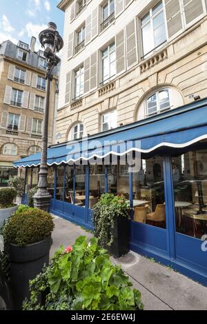 CHAMPAGNE SOCIALISTI A PARIGI Foto Stock