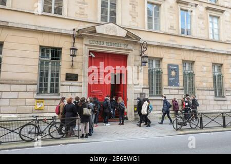 CHAMPAGNE SOCIALISTI A PARIGI Foto Stock