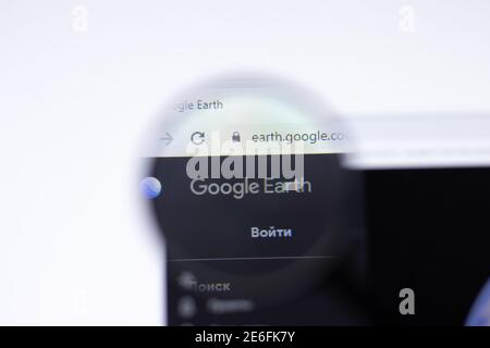 San Pietroburgo, Russia - 28 gennaio 2021: Pagina del sito web di Google Earth con primo piano del logo, Editoriale illustrativo Foto Stock