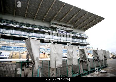 Una vista generale di bookmaker vuoto si trova presso Doncaster Racecourse. Data immagine: Venerdì 29 gennaio 2021. Foto Stock