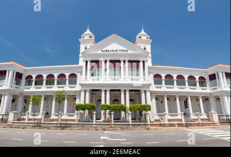 Penang, George Town, Malesia: Edificio storico di alta Corte, resti di architettura coloniale britannica Foto Stock