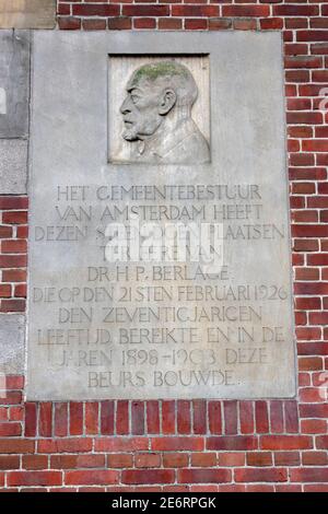 Monumental Stone HP Berlage ad Amsterdam Paesi Bassi 7-9-2020 Foto Stock