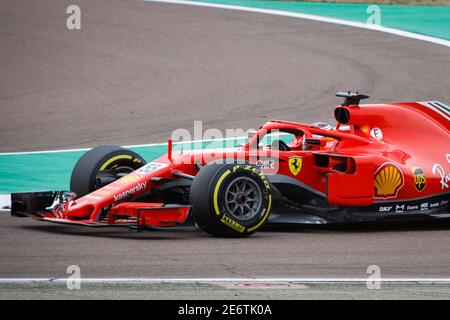 Maranello, ITALIA. 27 gennaio 2021. Carlos Sainz Jr. (N° 55) durante i test privati di Formula 1 2021 sul Fiorano Test Track; il pilota spagnolo è Ferrari' Foto Stock