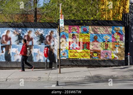 Canada, provincia di Quebec, Montreal, Montreal Vecchia, Chinatown, boulevard Saint-Laurent, manifesto di ringraziamento per gli operatori del COVID-19 Foto Stock