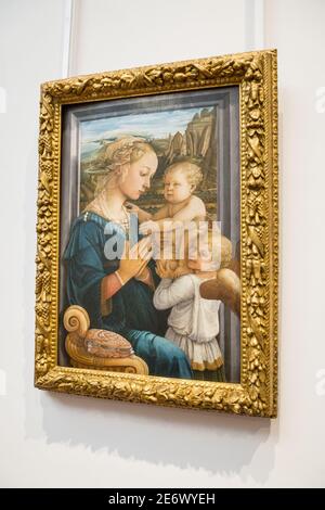 Italia, Toscana, Firenze, centro storico patrimonio dell'umanità dell'UNESCO, Museo degli Uffizi o Galleria degli Uffizi (Galleria degli Uffizi), Madonna con due Angeli (Madonna col Bambino e due angeli) di Filippo Lippi (1406-1469) Foto Stock