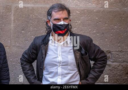 Jordi Cuixart, presidente di Òmnium, è visto durante il rally a Plaza del Rei.dopo aver lasciato il carcere questa mattina, quando ha raggiunto il terzo grado, Jordi Cuixart, presidente di Òmnium, Ha tenuto il suo primo raduno politico in difesa dell'indipendenza della Catalogna nel mezzo della campagna elettorale per il governo della Catalogna 14F. Foto Stock