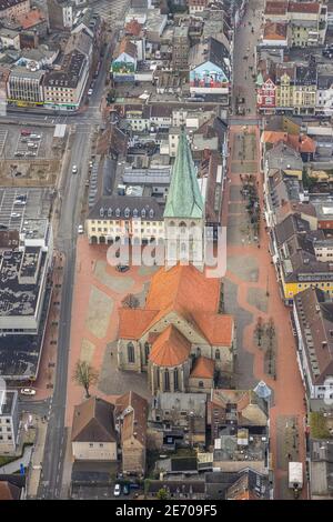 Vista aerea evang. Pauluskirche Paulus chiesa con mercato e vista del centro città a Hamm, Ruhr zona, Nord Reno-Westfalia, Germania, luogo di wor Foto Stock