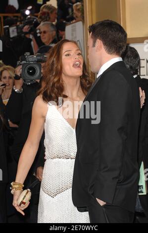 Ben Affleck e Jennifer Garner si posano sul tappeto rosso del 64° Golden Globe Awards che si tiene all'hotel Beverly Hilton di Los Angeles, CA, USA il 15 gennaio. 2007. Foto di Lionel Hahn/MCT/ABACAPRESS.COM Foto Stock