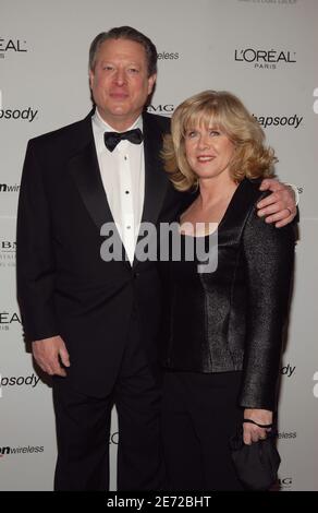 Al Gore e Tipper Gore partecipano al Clive Davis Pre-GRAMMY Awards 2007 al Beverly Hilton Hotel di Los Angeles, CA, USA il 10 febbraio 2007. Foto di Lionel Hahn/ABACAPRESS.COM Foto Stock