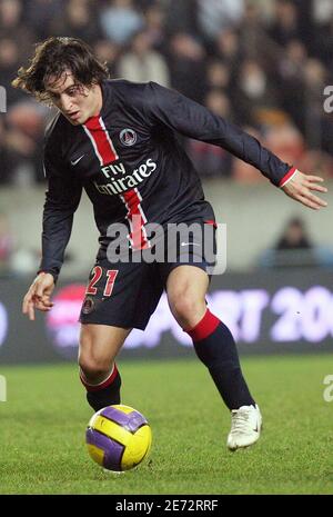 Rodriguez di PSG in azione durante la Coppa UEFA 3° turno, seconda partita di calcio, Paris Saint Germain vs AEK Athens al Parc des Princes di Parigi, Francia, il 22 febbraio 2007. PSG ha vinto 2-0. Foto di Mehdi Taamallah/Cameleon/ABACAPRESS.COM Foto Stock