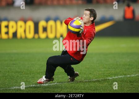 Mickael Landreau della PSG durante la terza partita della Coppa UEFA, seconda partita di calcio, Parigi Saint Germain vs AEK Athens al Parc des Princes di Parigi, Francia, il 22 febbraio 2007. PSG ha vinto 2-0. Foto di Mehdi Taamallah/Cameleon/ABACAPRESS.COM Foto Stock