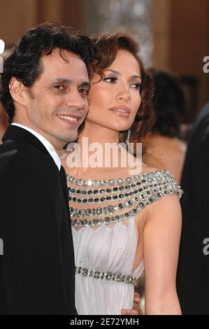 Marc Anthony e Jennifer Lopez arrivano al 79° Academy Awards tenutosi presso il Kodak Theatre di Hollywood Boulevard a Los Angeles, California, USA il 25 febbraio 2007. Foto di Hahn-Khayat-Douliery/ABACAPRESS.COM Foto Stock