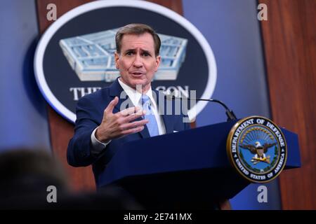 Arlington, Stati Uniti d'America. 28 Gennaio 2021. Il segretario alla stampa del Pentagono John F. Kirby tiene un briefing per i media al Pentagono il 28 gennaio 2021 ad Arlington, Virginia. Credit: Planetpix/Alamy Live News Foto Stock