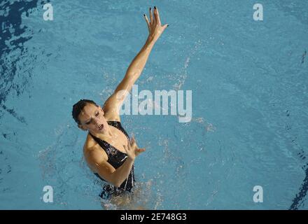 La Virginie Dedieu della Francia si esibisce in finale gratuito in nuoto sincronizzato durante il 12° Campionato Mondiale della FINA, presso la Rod Laver Arena, a Melbourne, Australia, il 22 marzo 2007. Foto di Nicolas Gouhier/Cameleon/ABACAPRESS.COM Foto Stock