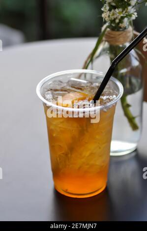 tè al limone o al mango, tè alla pesca o tè alla frutta Foto Stock