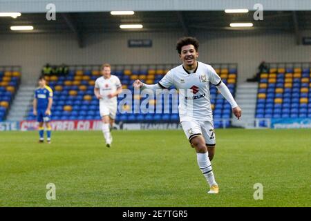 Londra, Regno Unito. 30 gennaio 2021. GOL - Matthew Sorinola di MK Dons segna durante la partita EFL Sky Bet League 1 tra AFC Wimbledon e Milton Keynes Dons a Plough Lane, Londra, Inghilterra il 30 gennaio 2021. Foto di Carlton Myrie. Solo per uso editoriale, è richiesta una licenza per uso commerciale. Nessun utilizzo nelle scommesse, nei giochi o nelle pubblicazioni di un singolo club/campionato/giocatore. Credit: UK Sports Pics Ltd/Alamy Live News Foto Stock