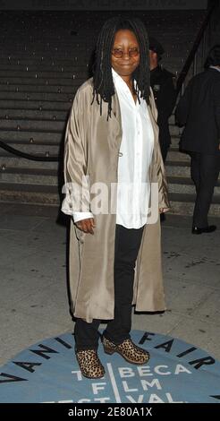 Whoopi Goldberg partecipa al 6° festival annuale Vanity Fair Tribeca Film Festival Party, tenutosi presso il Tribunale Supremo di Stato, a New York City, USA il 24 aprile 2007. Foto di David Miller/ABACAPRESS.COM Foto Stock