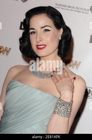 Dita von Teese arriva al "tredici Premiere Party" dell'Oceano Marino che si tiene al Baoli Club, in occasione del 60° Festival Internazionale del Cinema di Cannes, in Francia, il 24 maggio 2007. Foto di Hahn-Nebinger-Orban/ABACAPRESS.COM Foto Stock