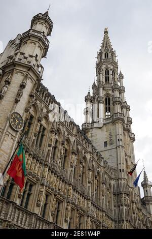 Municipio medievale sulla Grand Place, piazza Grote Markt a Bruxelles, Belgio Foto Stock