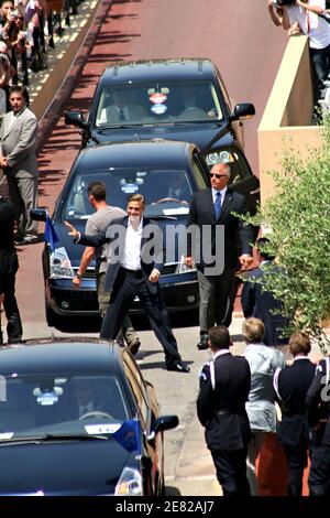 George Clooney arriva al Palais des Festivals di Cannes, 23 maggio 2007.Foto di Leo/ABACAPRESS.COM Foto Stock