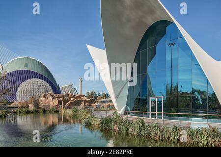 Ristorante subacqueo con paesaggio acquatico nell'oceanografia della città di Valencia, Spagna Foto Stock