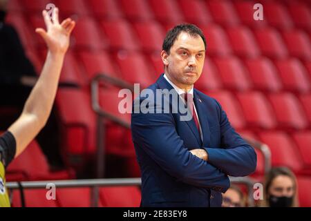 2021-01-30. Nenad Canak - allenatore capo del club di basket Lietkabelis Panevezys Foto Stock