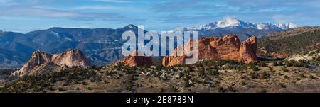 Giardino degli dei in una bella mattina soleggiato Colorado Foto Stock