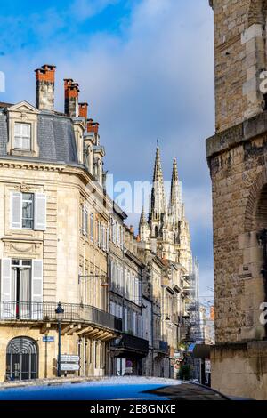 Bordeaux Gennaio 2021. Francia. Cattedrale di Saint Louis des Chartrons. Bordeaux centro città. Città vecchia storica. Camminando lungo le strade di Bordeau Foto Stock