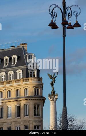 Bordeaux, Francia. Allées de Tourny. Bordeaux centro città. Città vecchia storica. Camminando lungo le strade di Bordeaux. Foto Stock