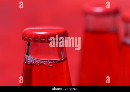 Tappo a corona su bottiglia, Campari Foto Stock