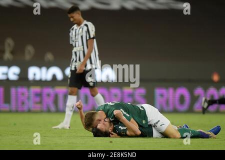 Stadio Maracana, Rio de Janeiro, Brasile. 30 gennaio 2021. Libertadores Cup, finale, Palmeiras contro Santos; i giocatori di Palmeiras festeggiano dopo la partita Credit: Action Plus Sports/Alamy Live News Foto Stock
