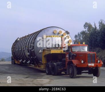 CAMION CISTERNA DE LA EMPRESA MECANICA DE LA PEÑA. Foto Stock