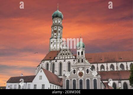 Augusta, Germania , la famosa chiesa di Evangelisch Saint Ulrich ad Augusta in Germania Foto Stock