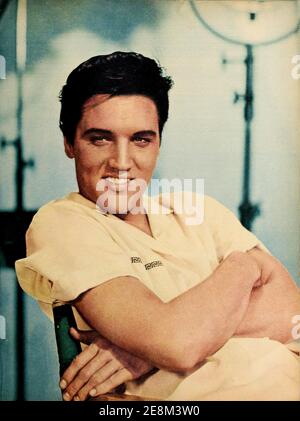 Elvis Presley, foto per schermo moderno, 1 giugno 1958. Stampato nel momento in cui stava lasciando per unirsi all'esercito. Foto Stock